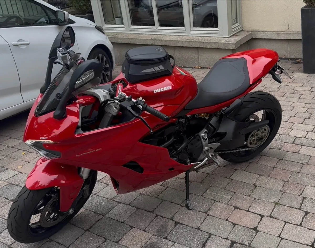 2017 Ducati Supersport 937cc - Image 4
