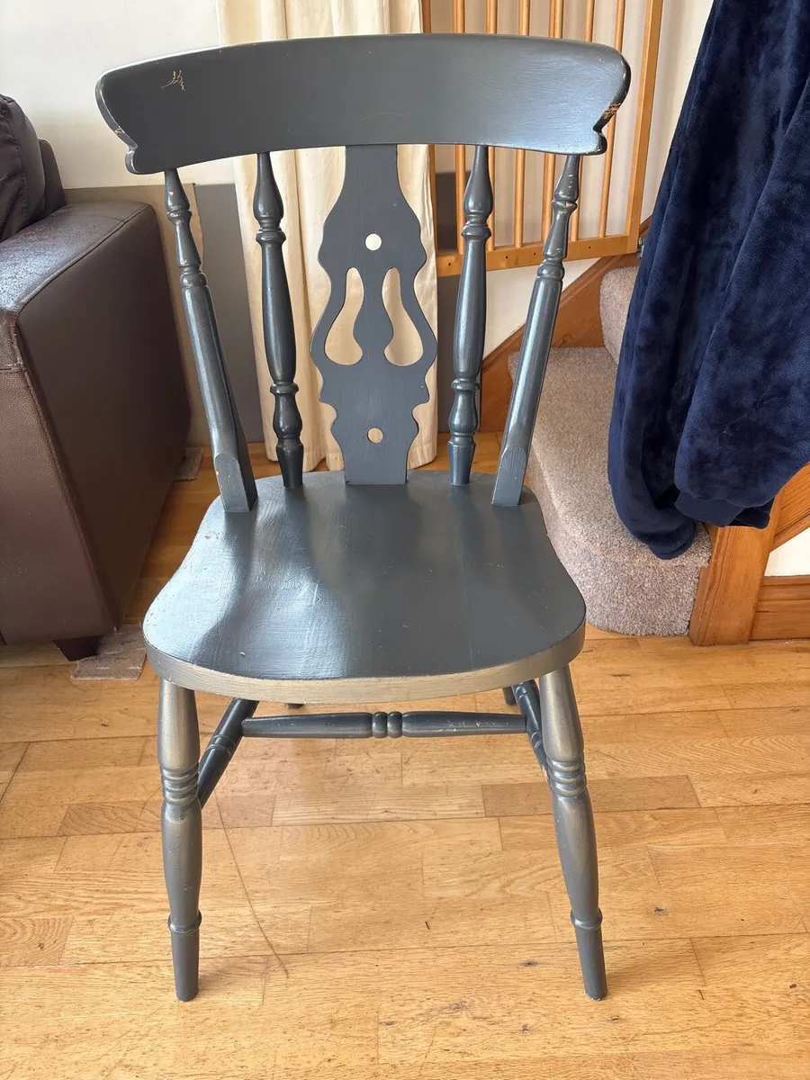 Darker grey painted solid wooden chair’s x4 - Image 4