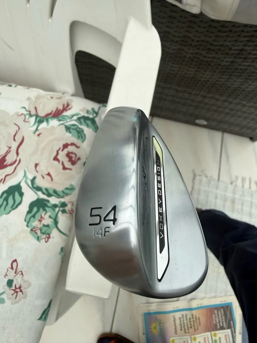 Golf club - Image 3