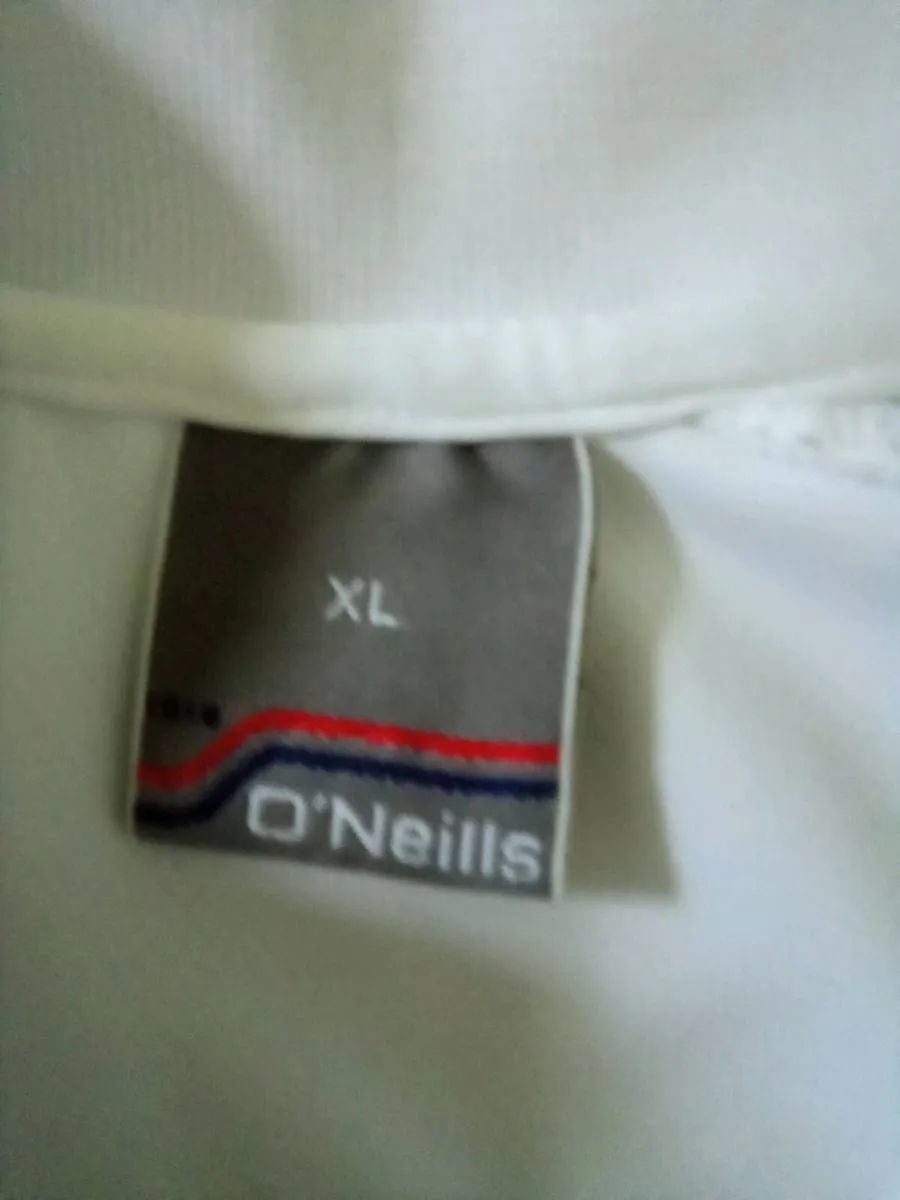 XL.  LIMERICK.  G.A.A.    POLO.   SHIRT. - Image 4
