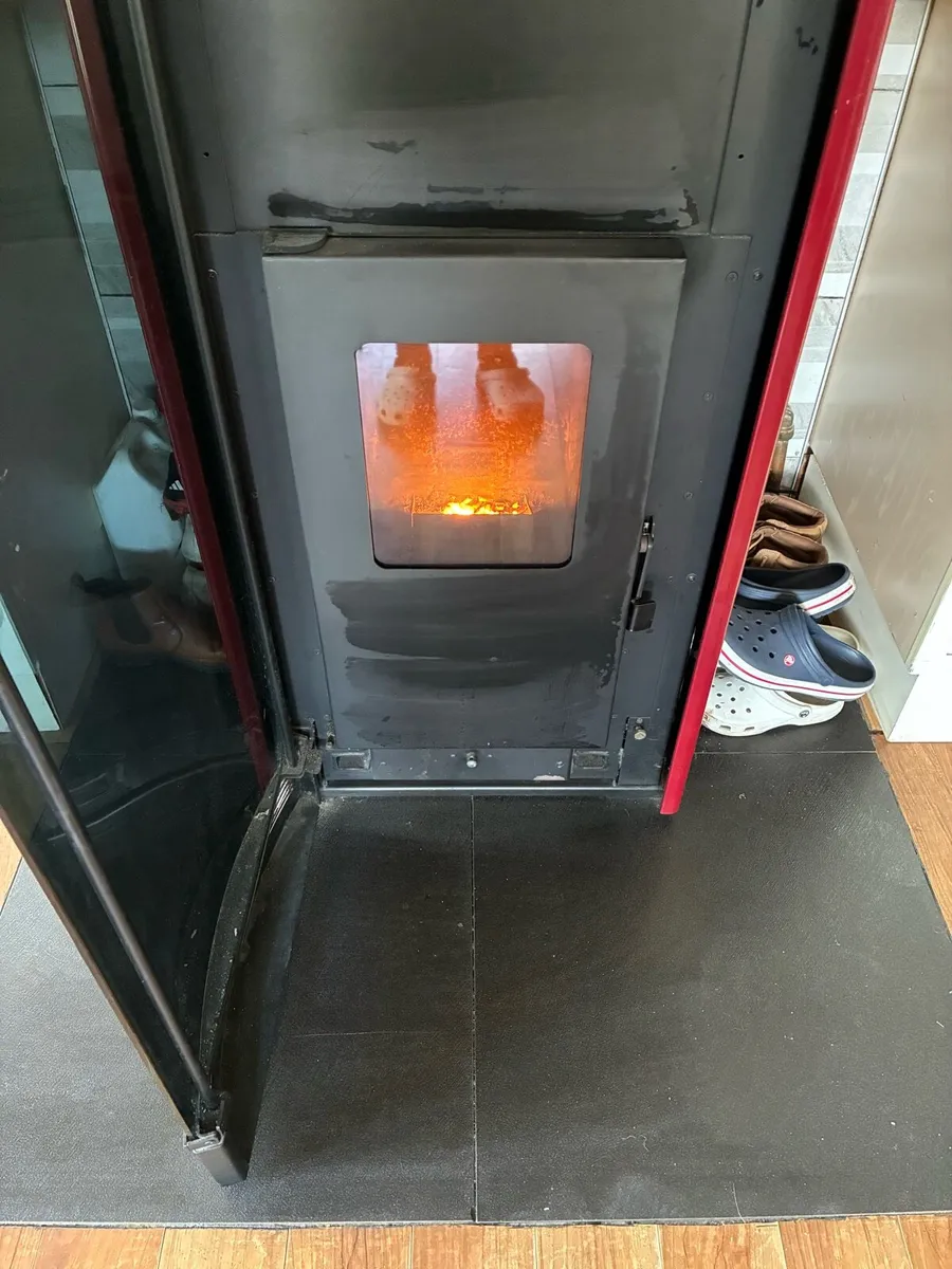 Pellet stove - Image 3