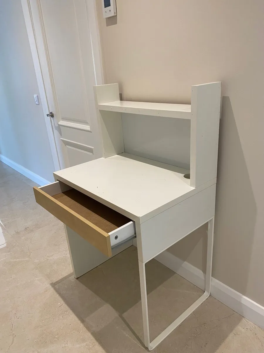 Desk - Image 1