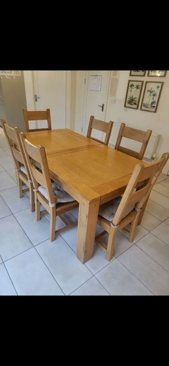 kitchen table - Image 1