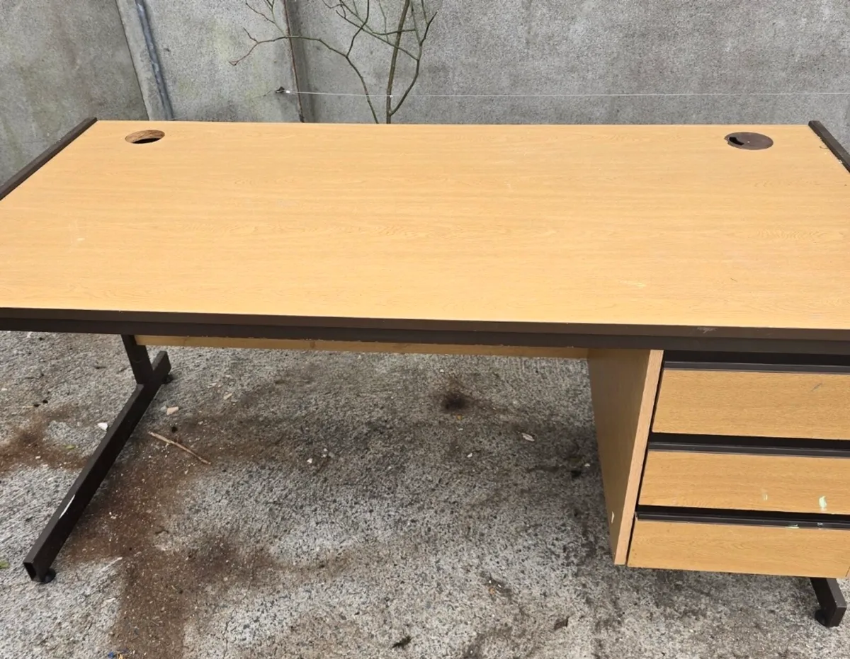 Office desk