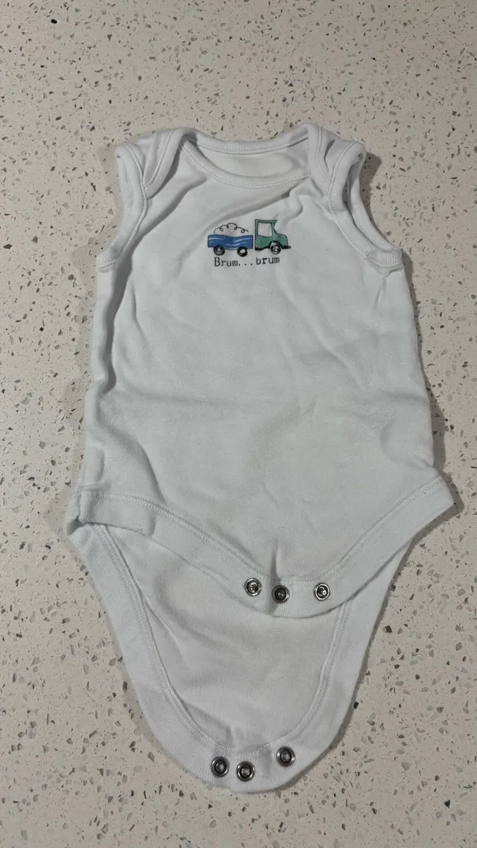 8x baby boy sleeveless bodysuits - Image 4