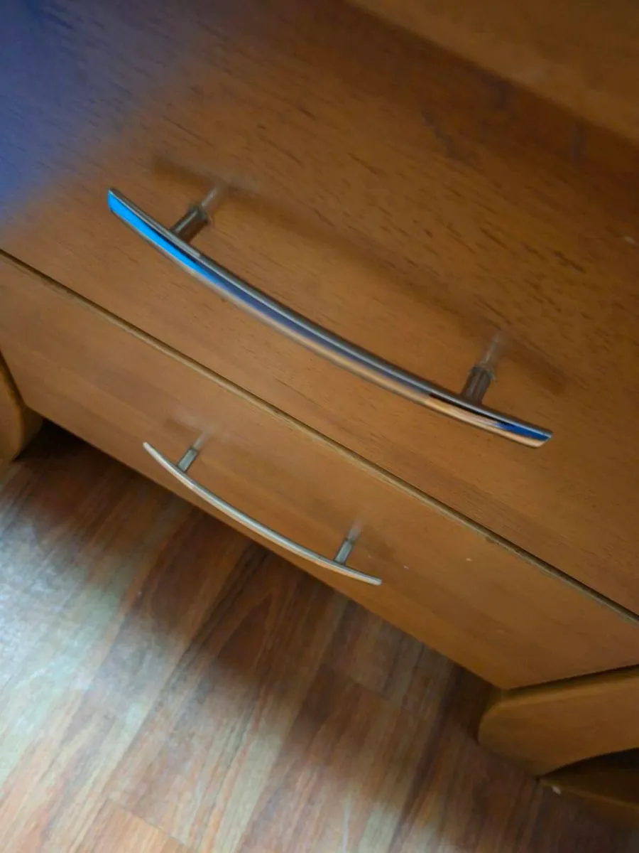 BEDSIDE LOCKER X 2 - Image 4