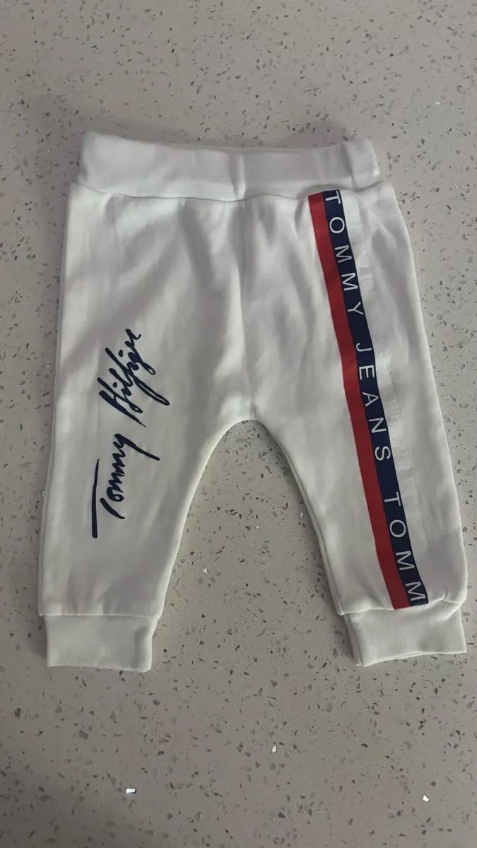 Tommy Hilfiger set/ Tommy jeans - Image 2
