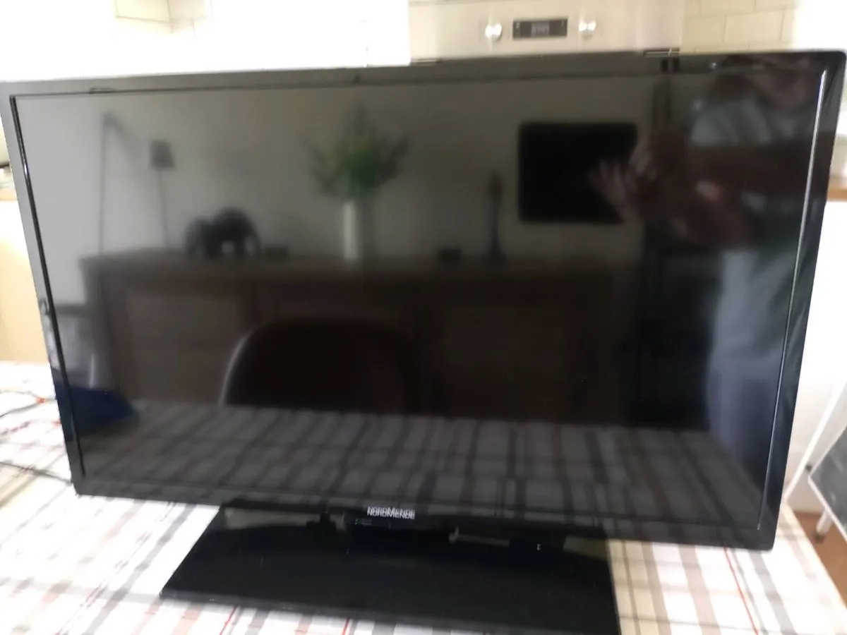 T.v - Image 1