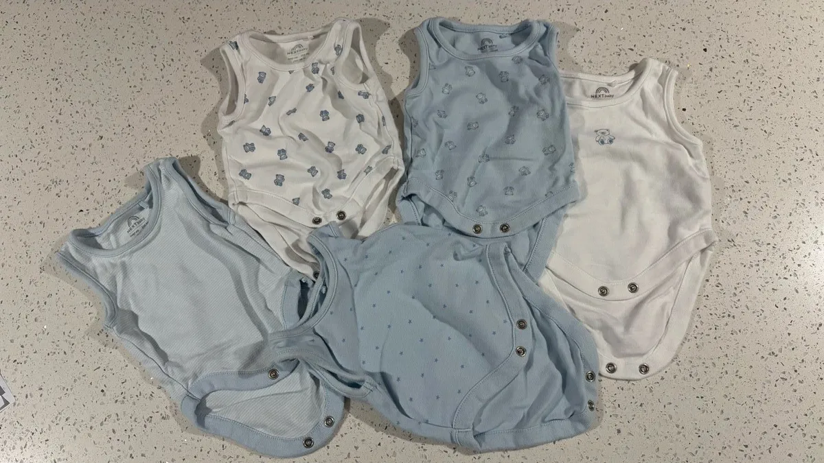 5x baby vest/bodysuit- Next - Image 1