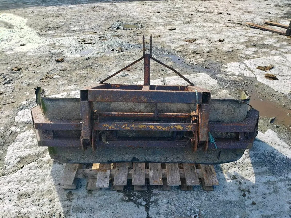 Yard scraper - Image 1