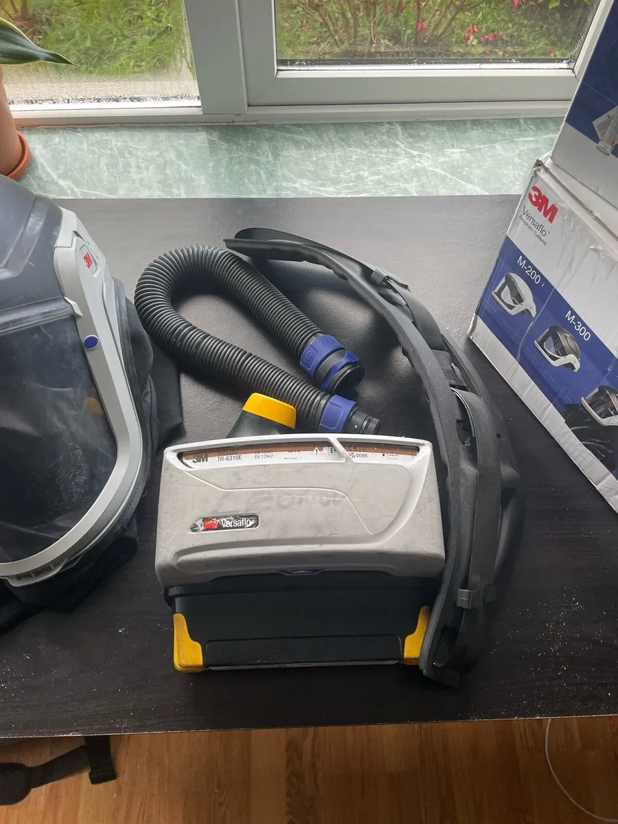 3M Versaflo powered respirator system 320 - Image 3