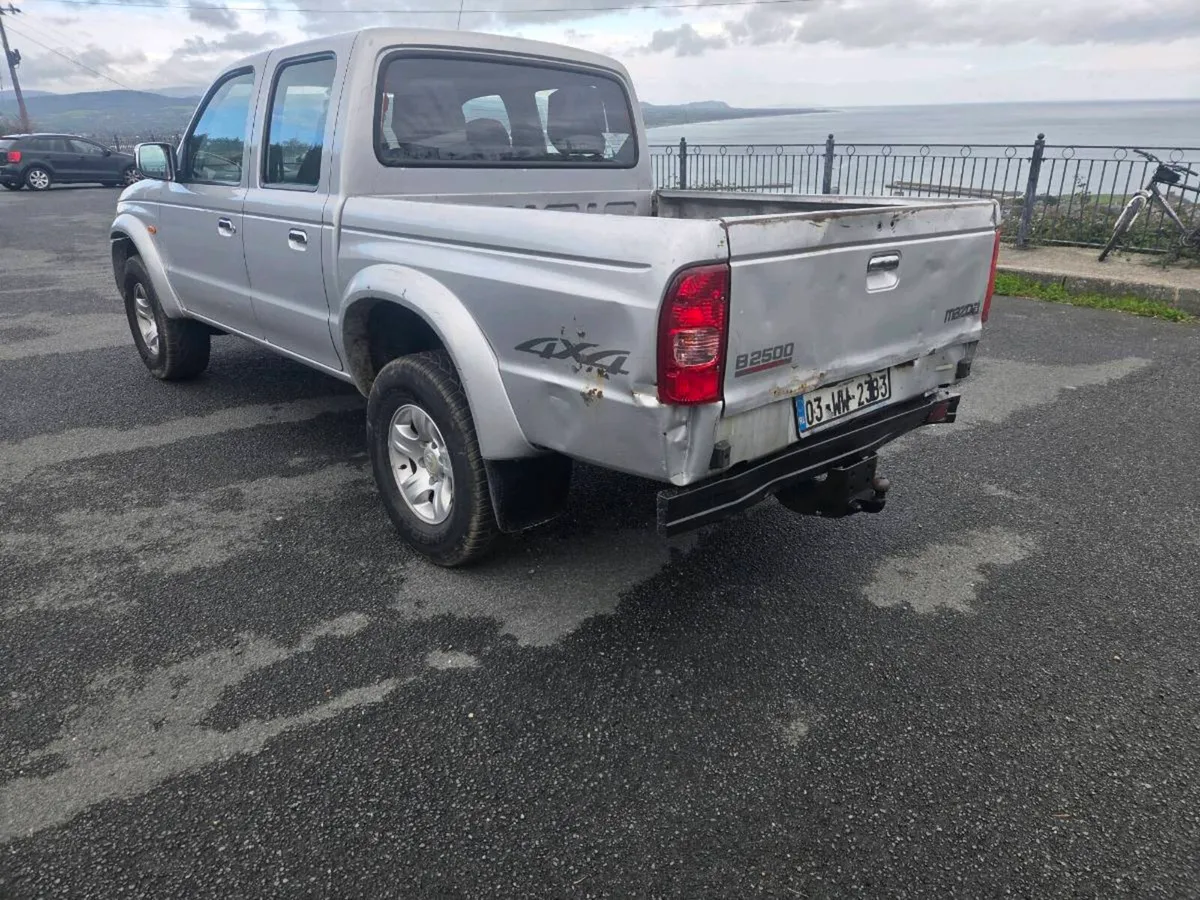 Mazda crew cab - Image 4