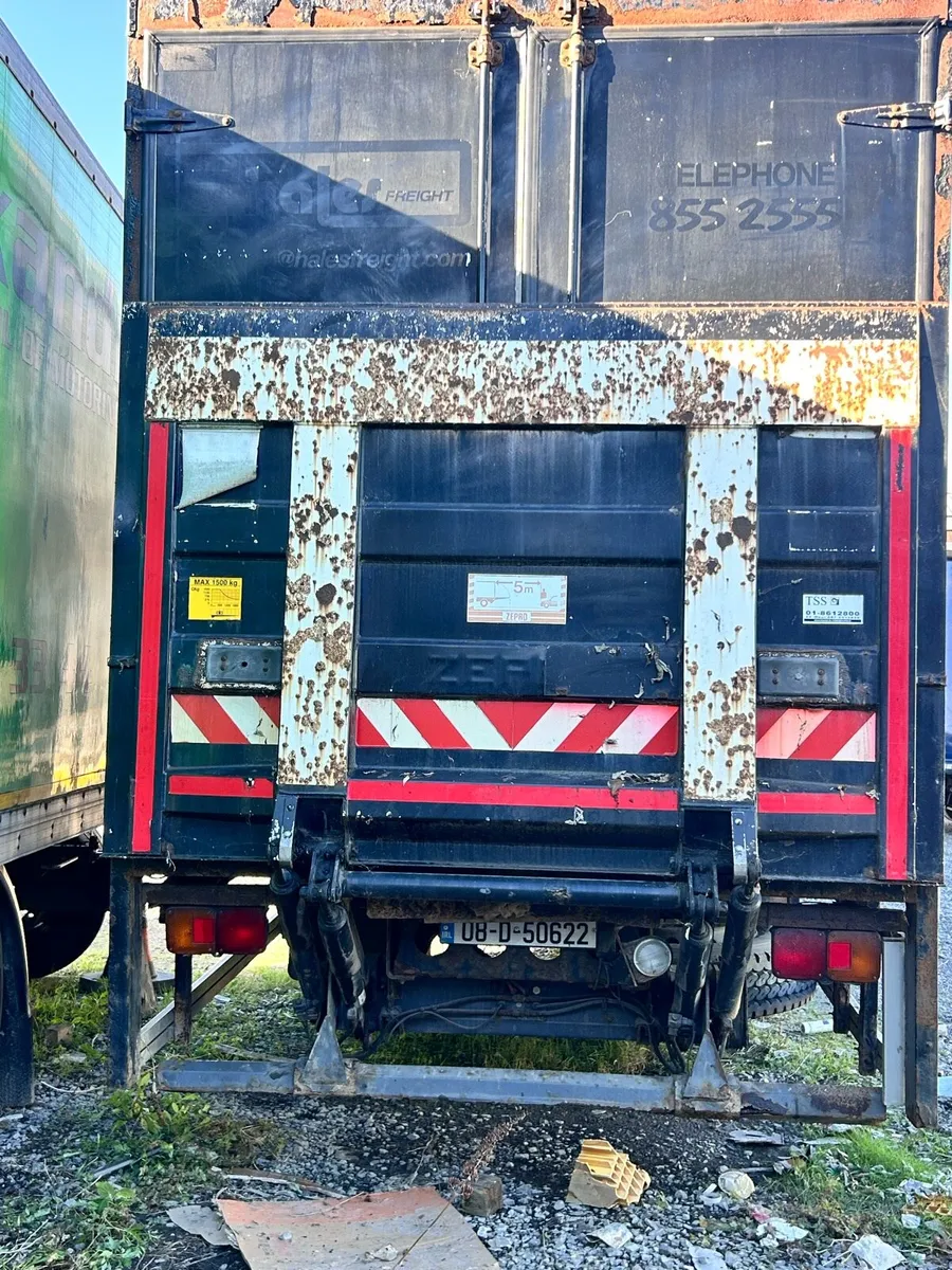 Hino 500 rigid - Image 2