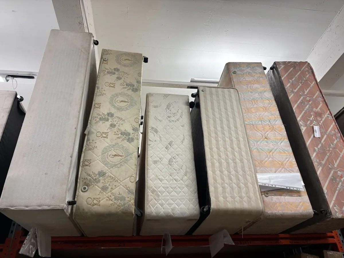 QUALITY DIVAN BASES @ CJM - Image 2