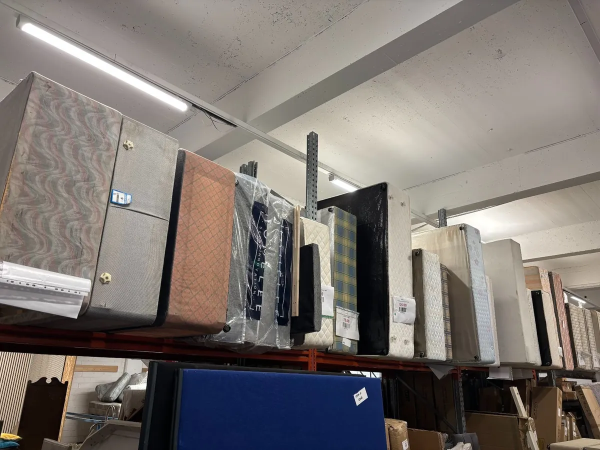 QUALITY DIVAN BASES @ CJM - Image 1
