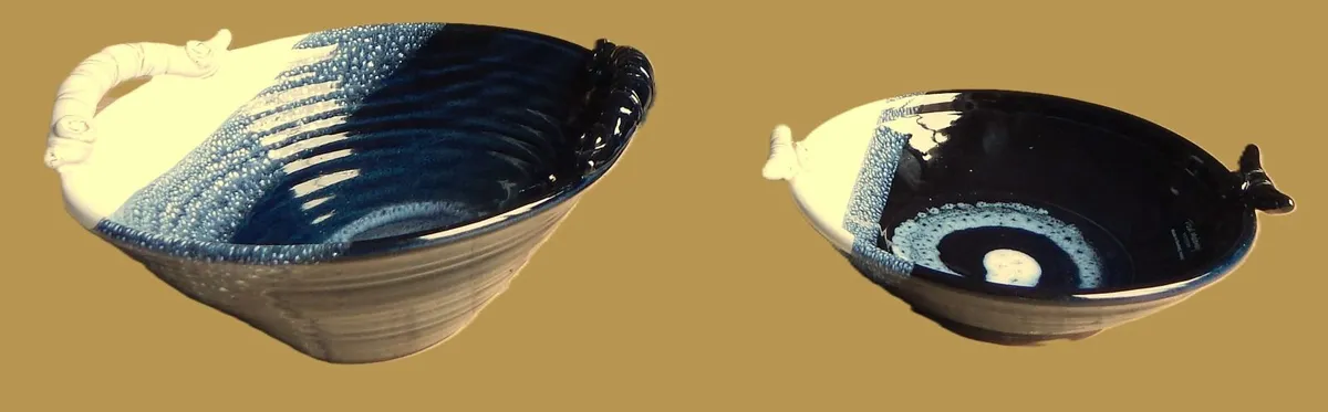 2 Paul Maloney ‘Ocean’ Pottery Bowls - Image 1