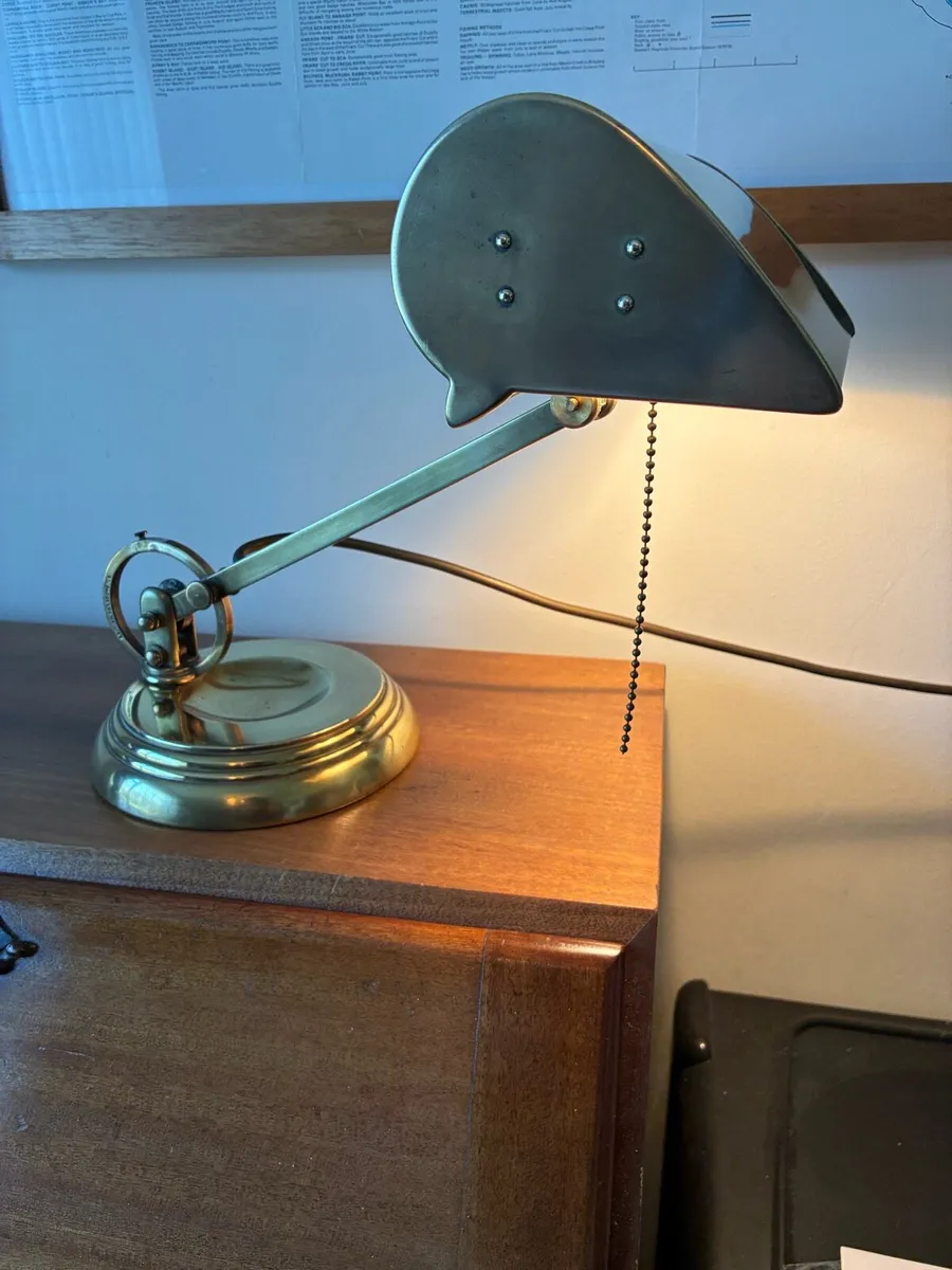 Antique 1920s Bankers lamp - Image 1