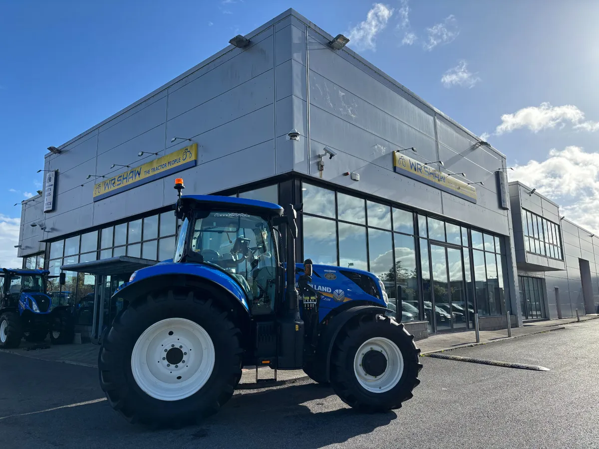 New Holland T7.225 Auto Command-1182hrs - Image 3