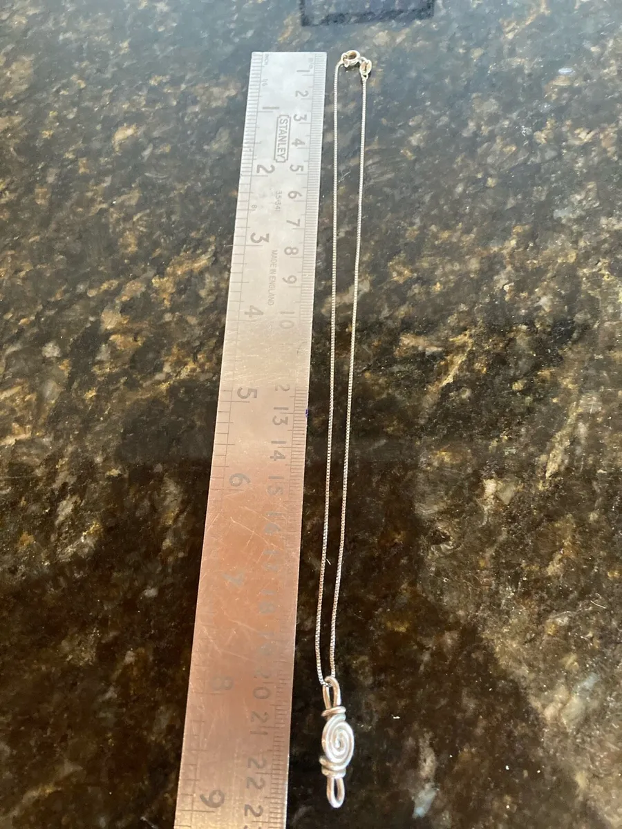 Sterling sliver chain with Celtic pendant - Image 3