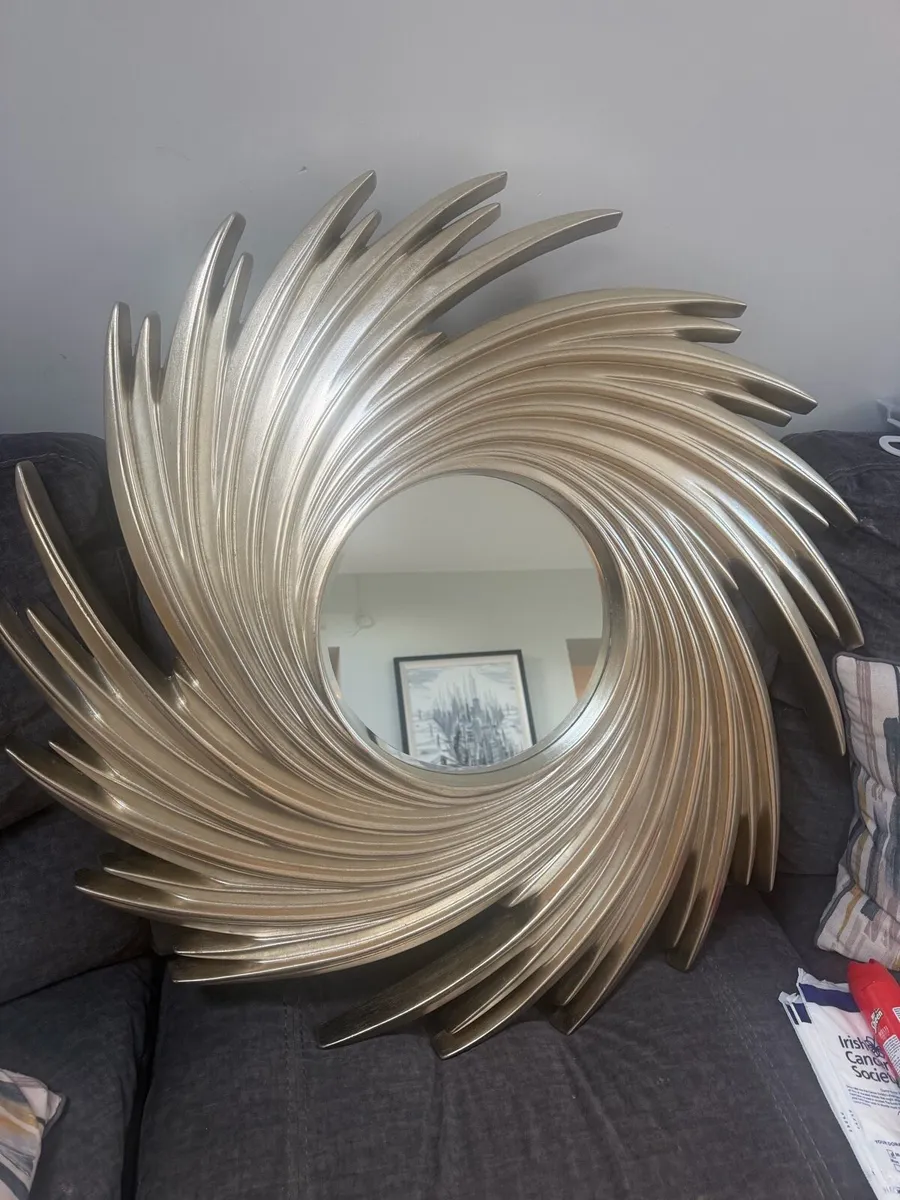 Maxine Gold Round Mirror - 100cm