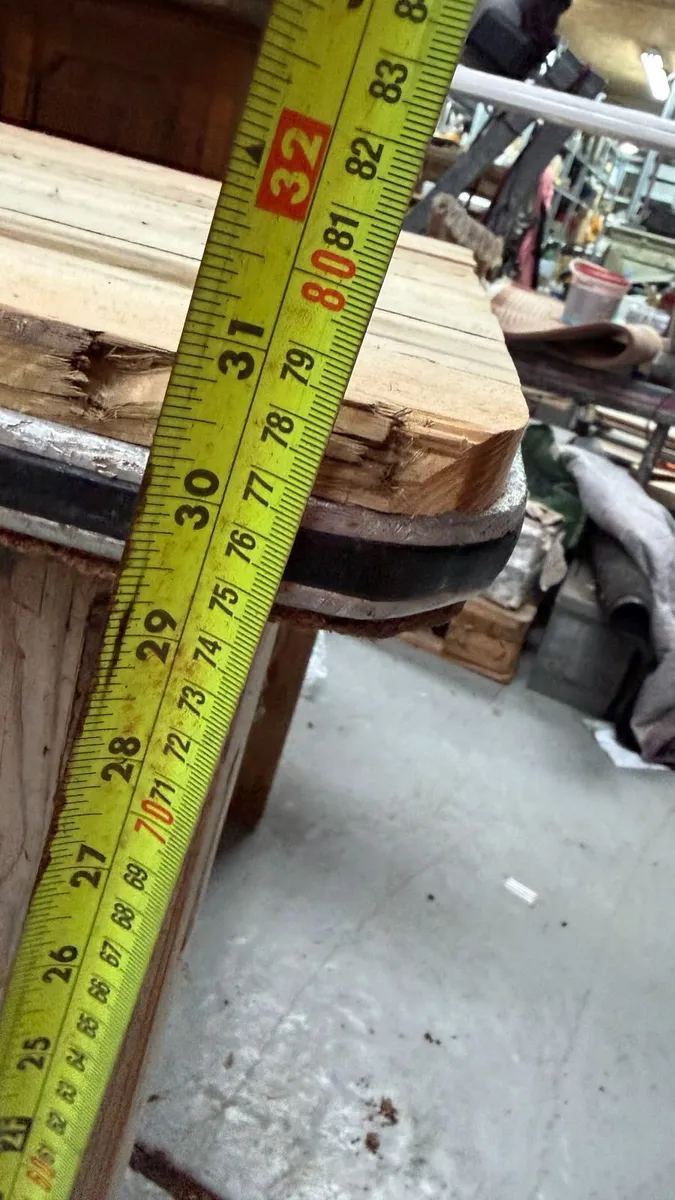 Large Table - Image 4