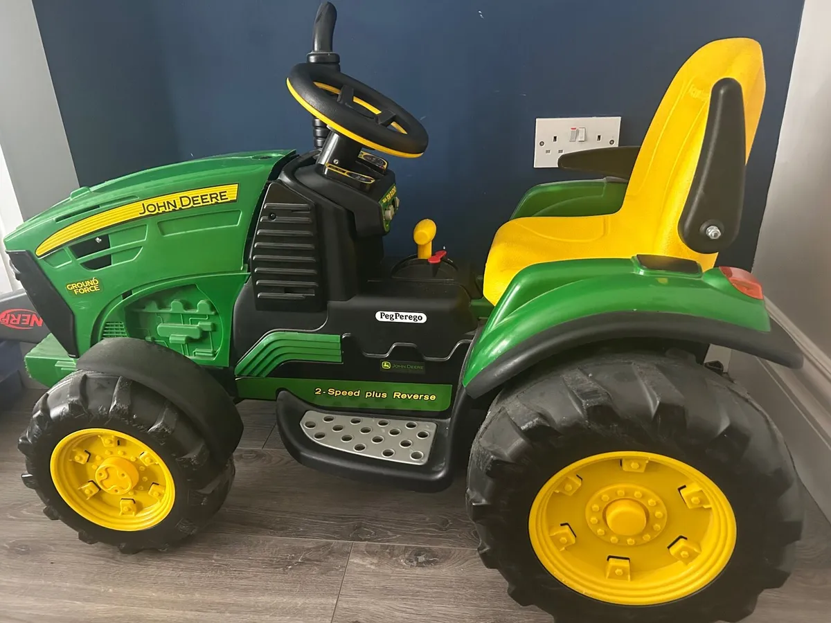 Child’s John Deere Tractor Needs new Battery - Image 4