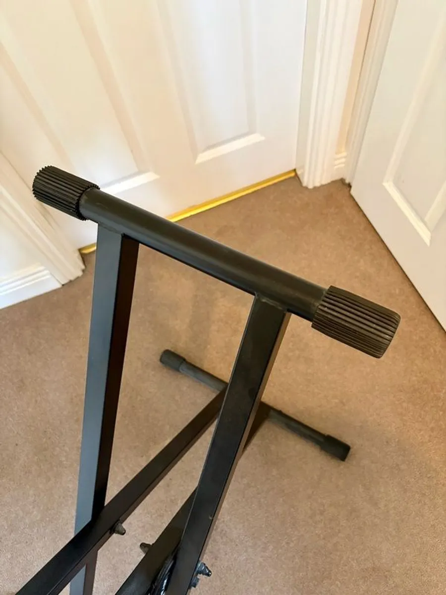 Synthesiser/Keyboard Stand - Image 4