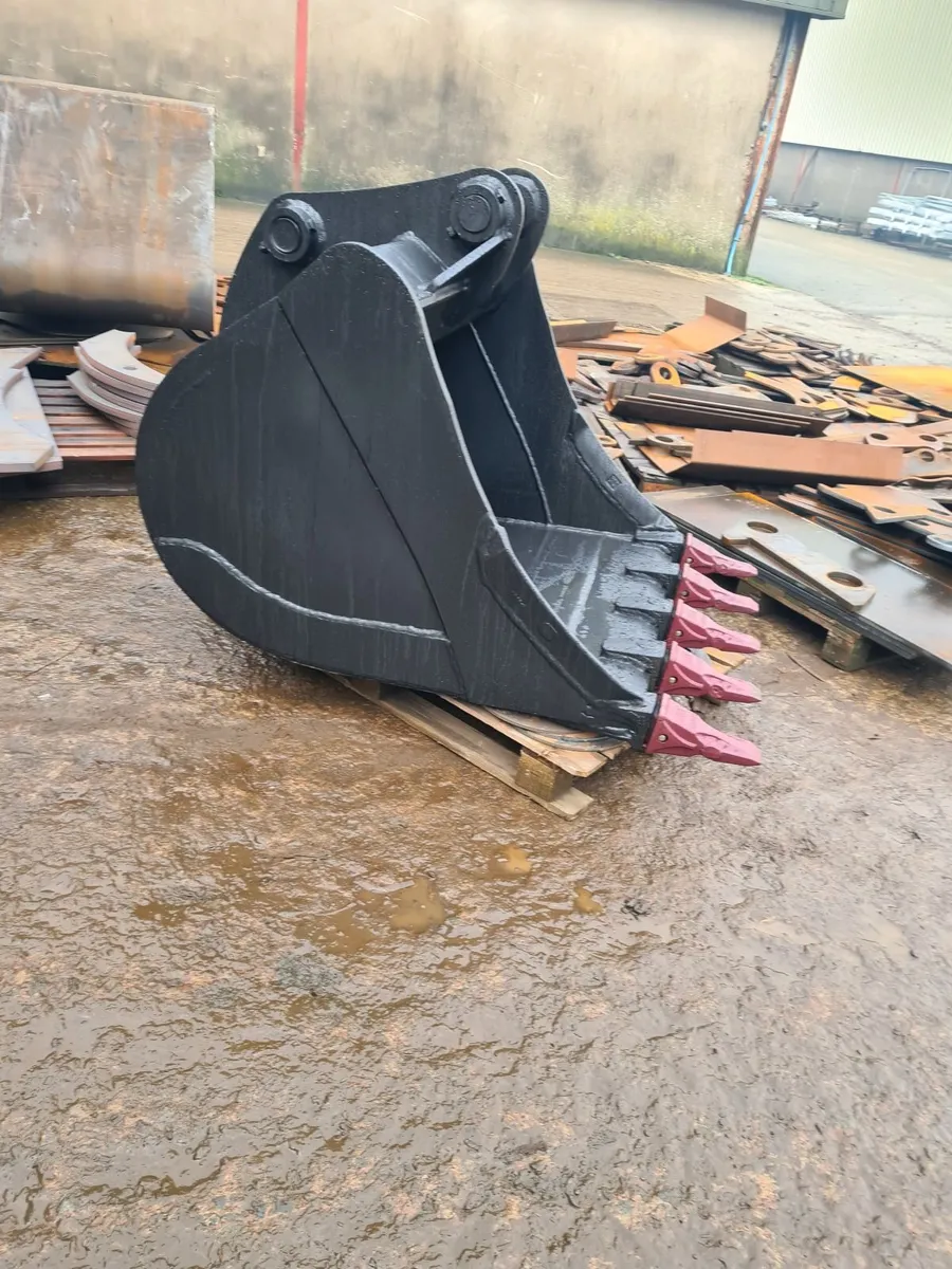 Excavator buckets - Image 3
