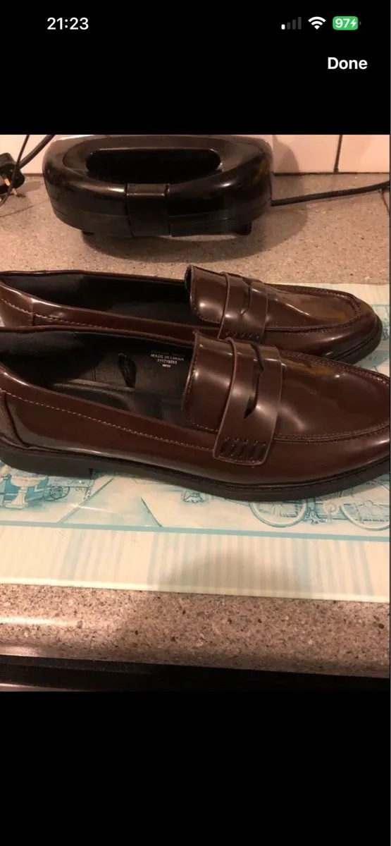 Mens new shoes size 6 €10 - Image 2