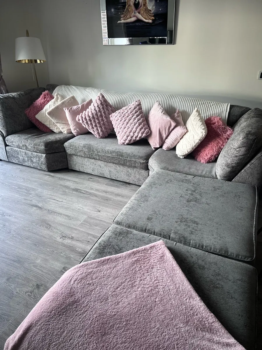 Grey corner sofa - Image 2