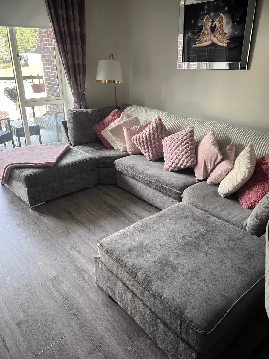 Grey corner sofa - Image 4