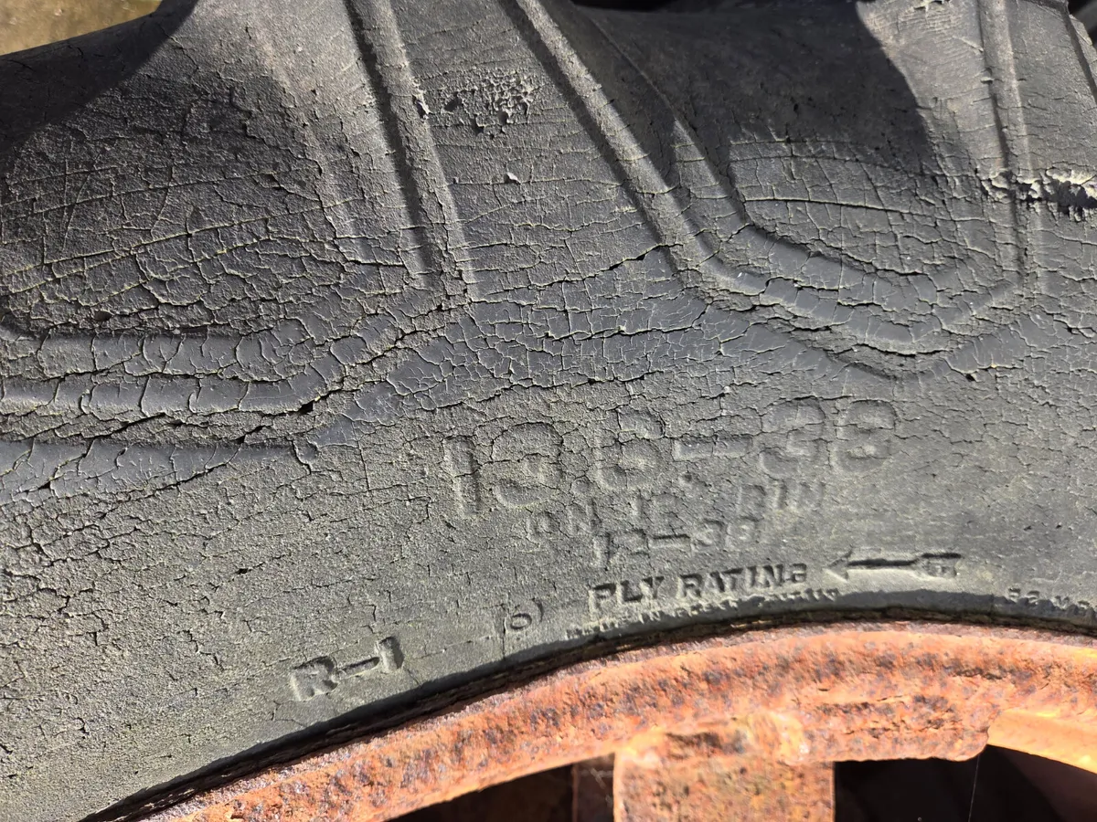 2 x Wheels - Image 3