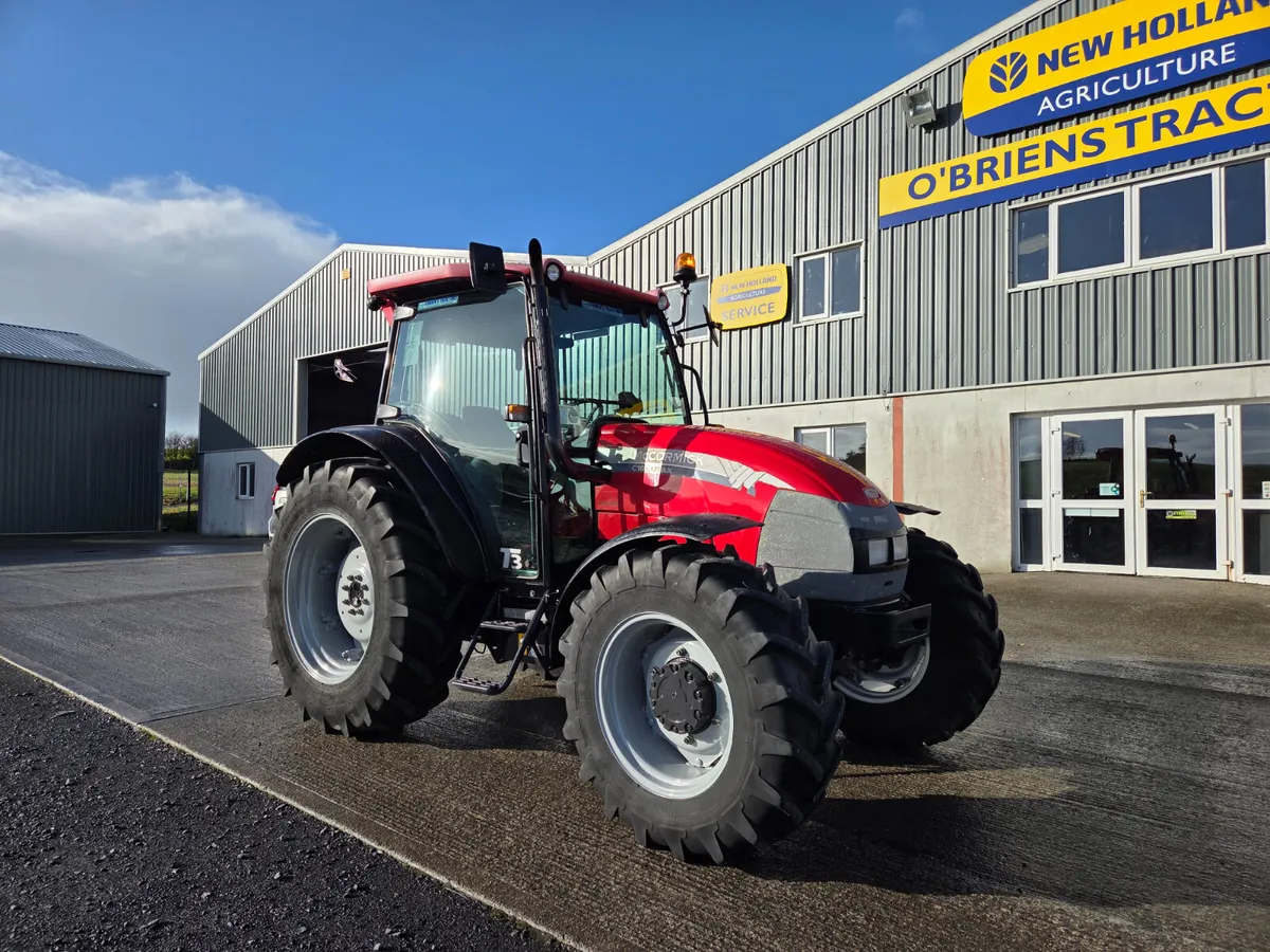 2010 Mc Cormick C100 Max - Image 2