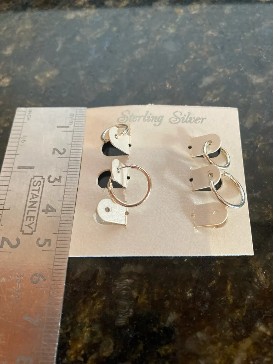 Sterling Silver hoop earrings x 2 pr - Image 1