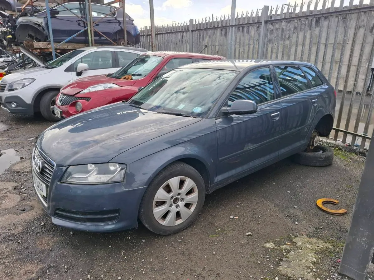 2011 Audi a3 1.6 tdi breaking for parts - Image 2