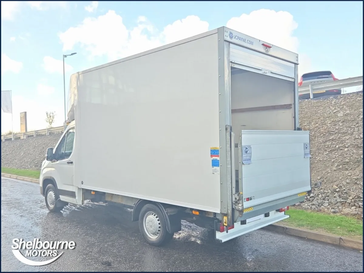 Maxus Deliver 9 2.0 D20 150 Chassis Cab - Image 2