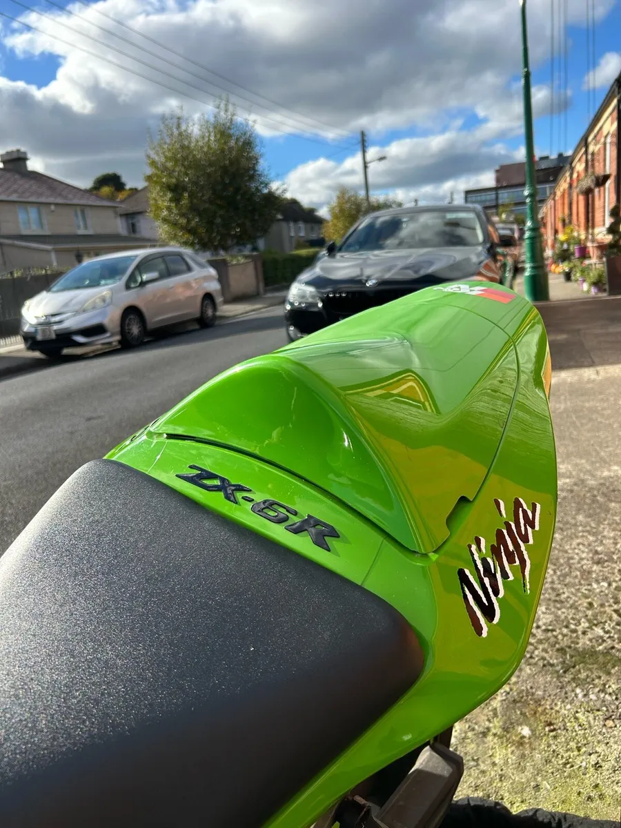 Kawasaki Ninja ZX-6R 636 – 2004 - Image 4
