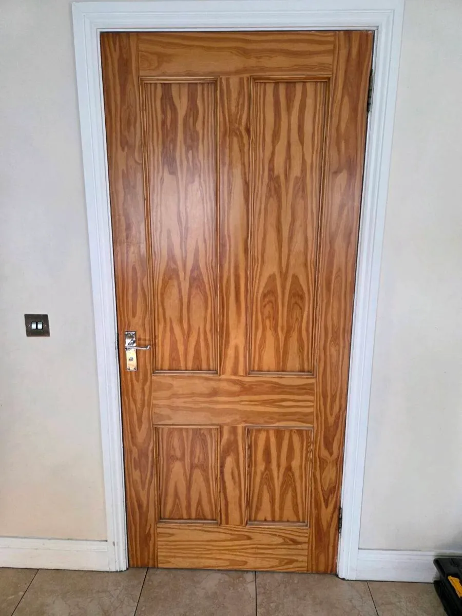 5 doors - Image 3