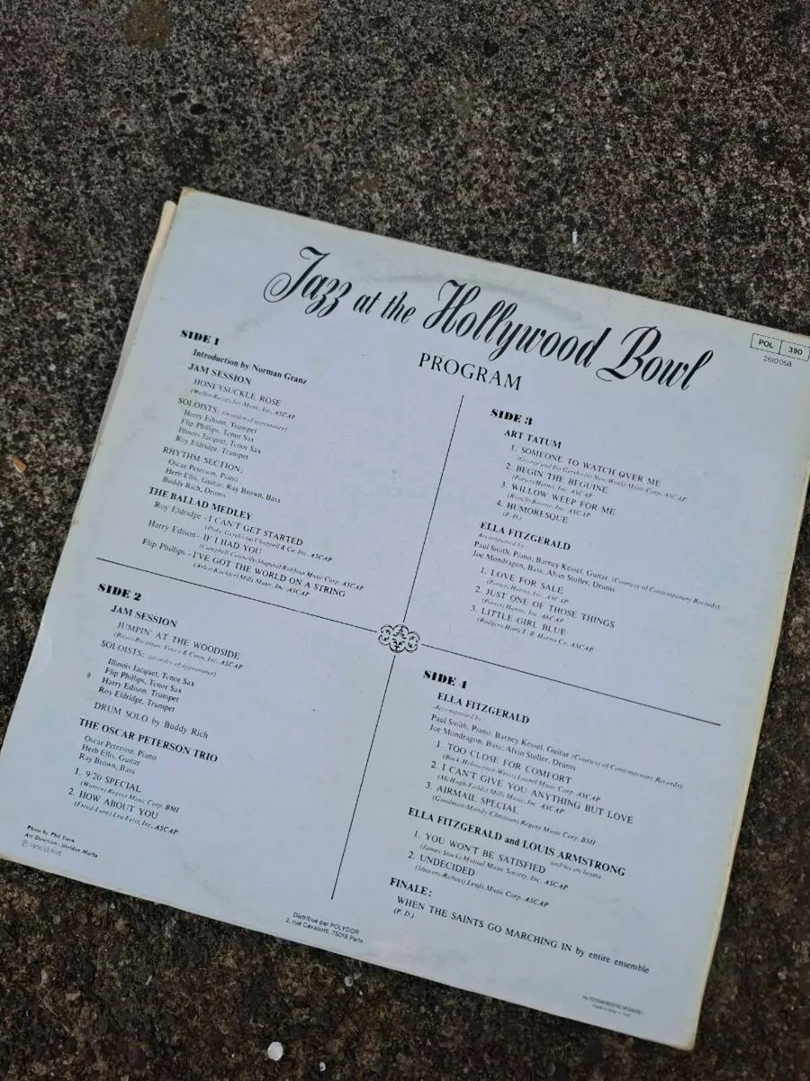Double vinyl lp jazz at the Hollywood bowls - Image 2