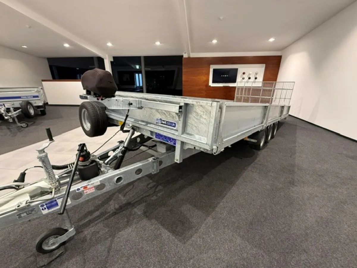 T842564 Special Offer New  TB186 18' x 6'8 Tiltbed - Image 1