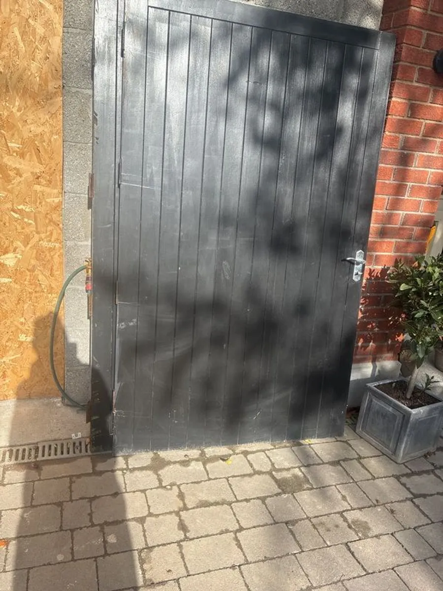 wood garage doors - Image 2