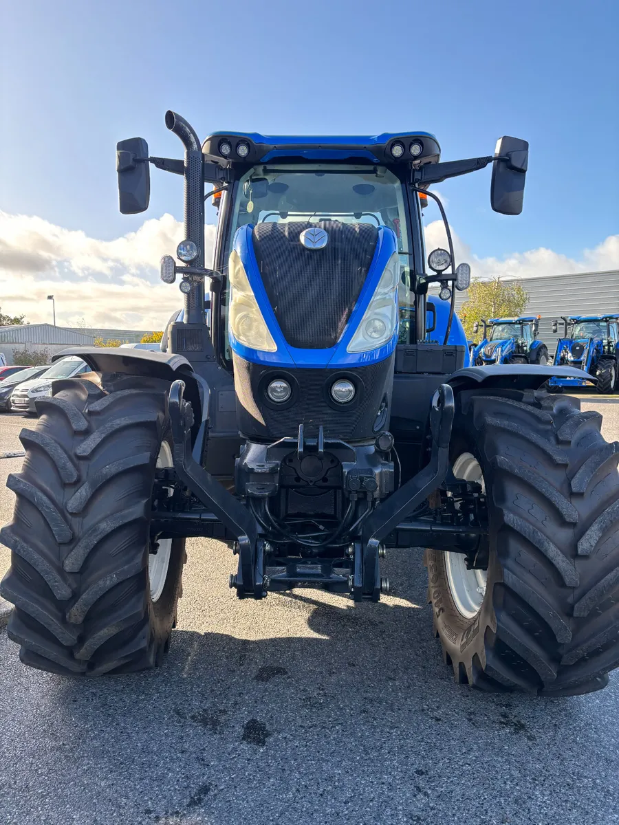 New Holland T7.210 Power Command-4401hrs - Image 3