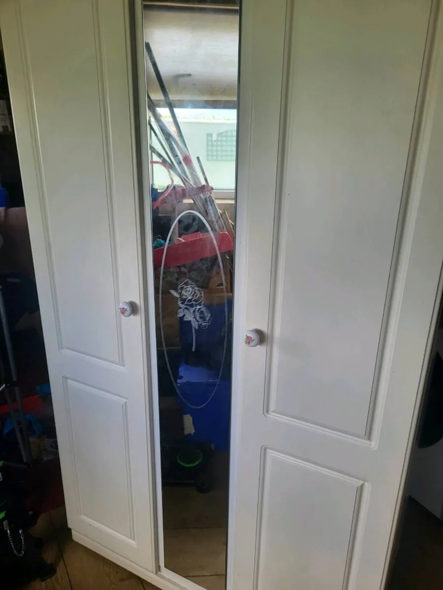Wardrobe and locker