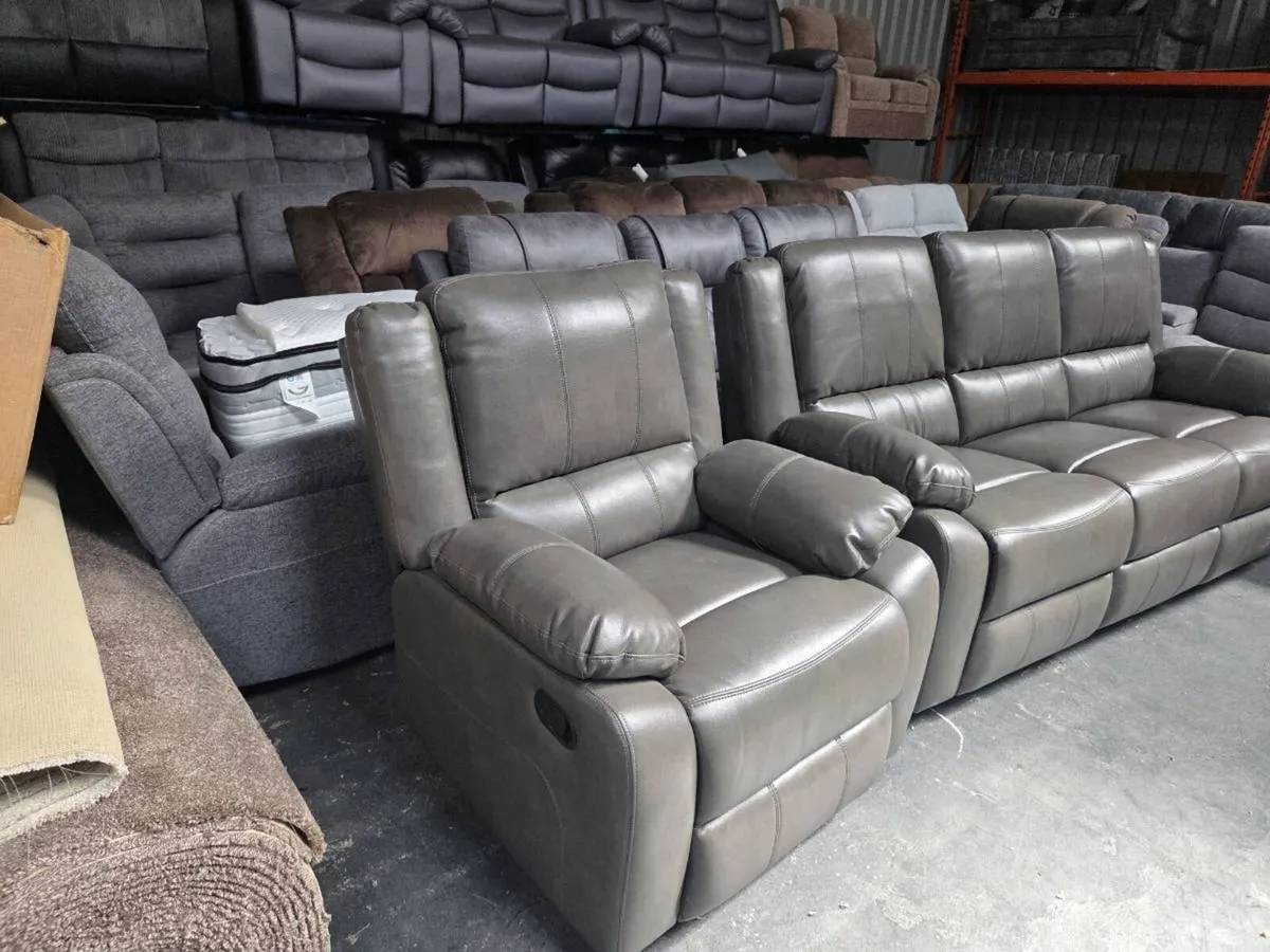 New Leather Recliners With Cupholders Free Deliver - Image 2