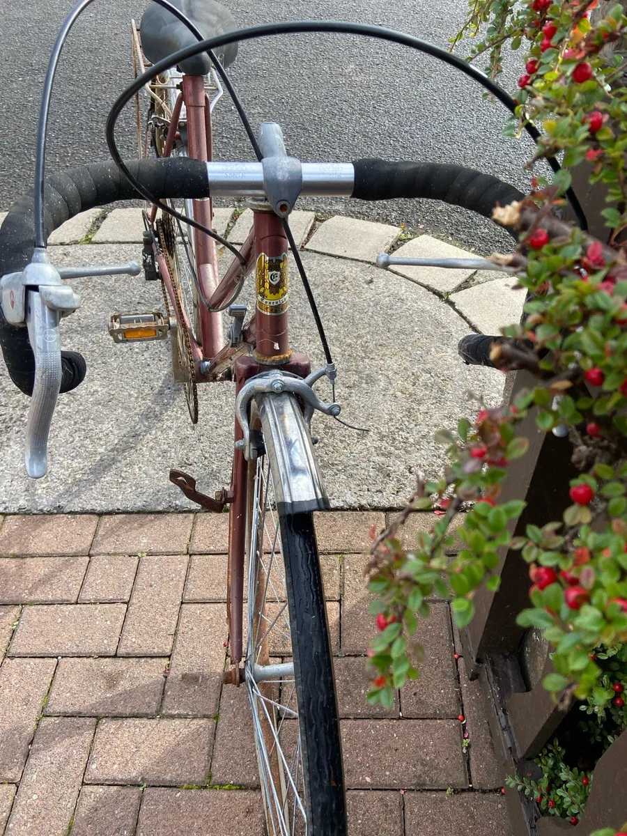 Lady’s. Bicycle.   Coventry. Eagle - Image 2