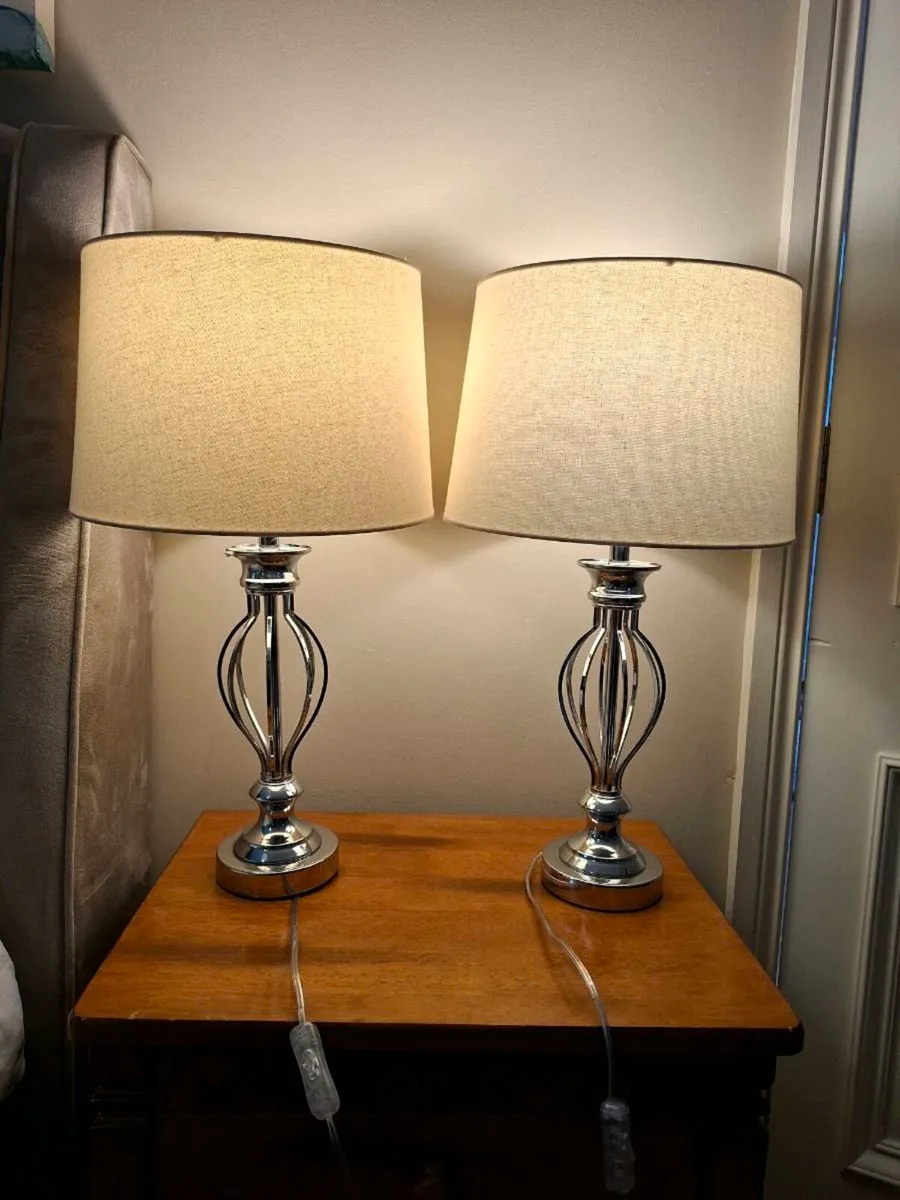 Large Bedside Lamps  / Table Lamps Set of 2 - Image 1