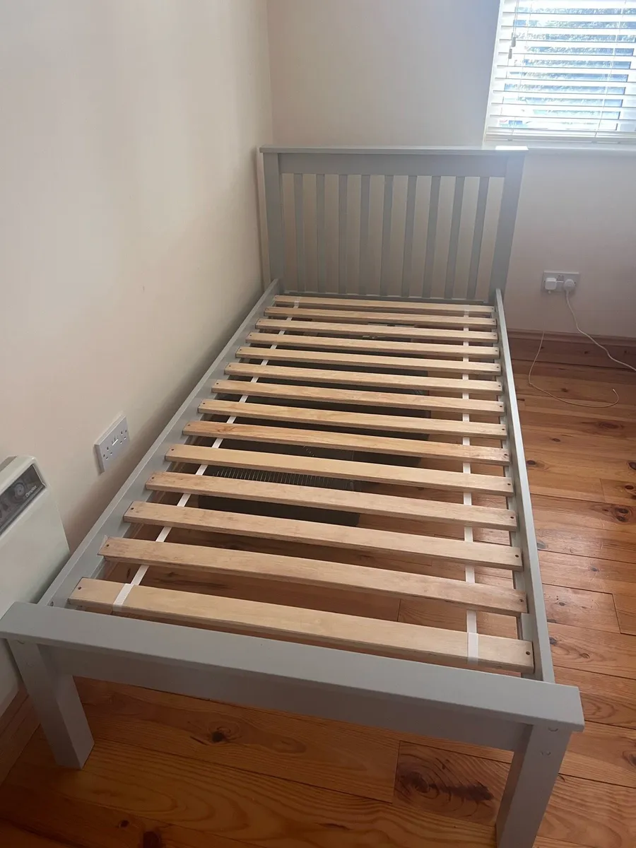 Single Bed with Mattress - Image 1