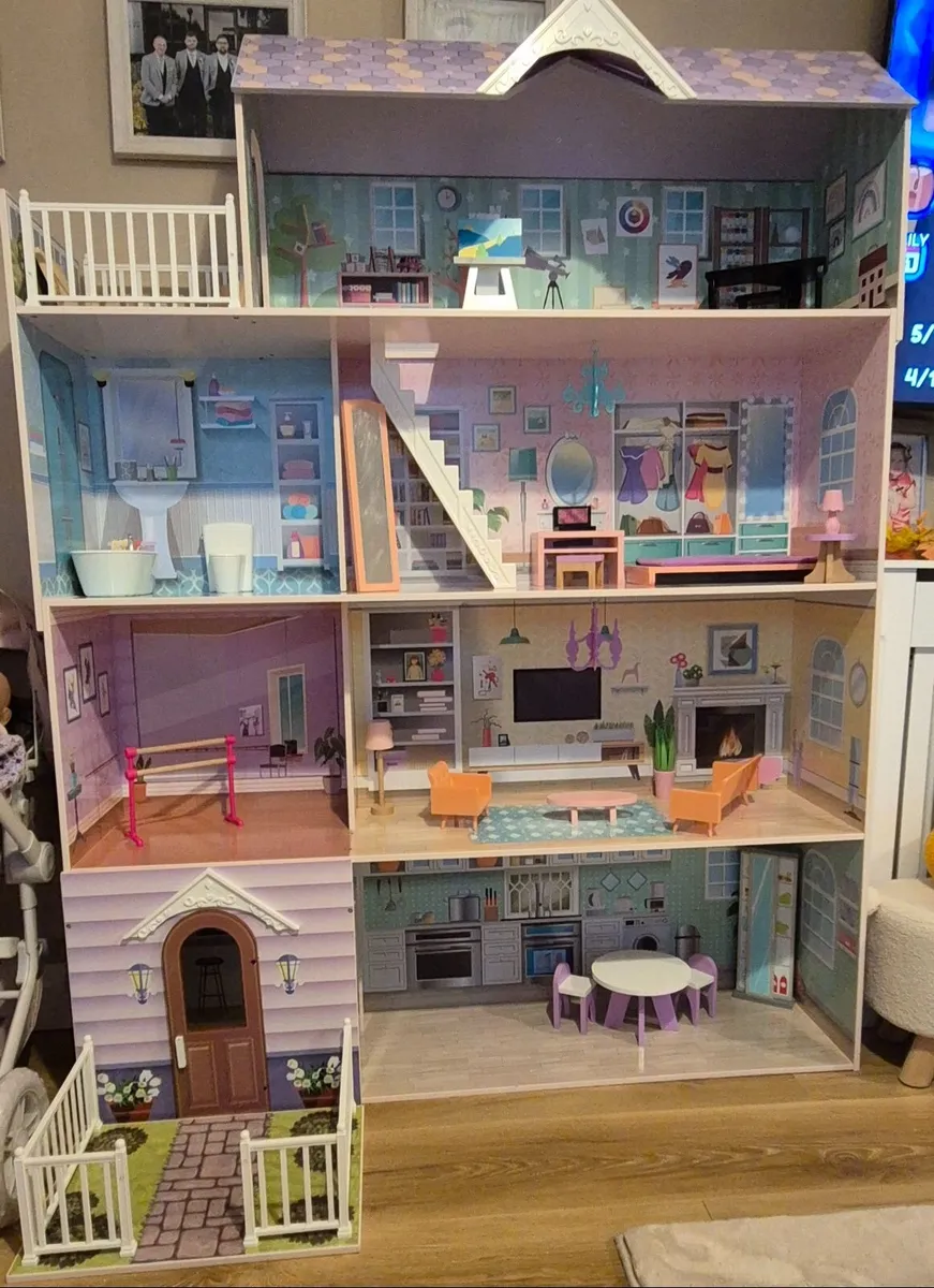 Dolls house