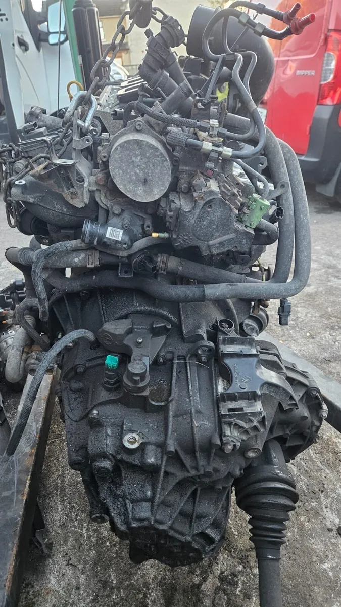 *Renault Master 2.2L Engine + Gearbox - €1,200* - Image 2