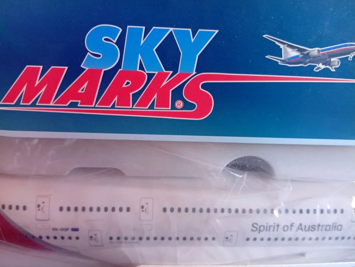 Aircraft of the world QANTAS model... - Image 4